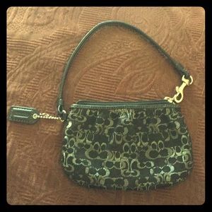 💕 Coach Purse/ Wristlet